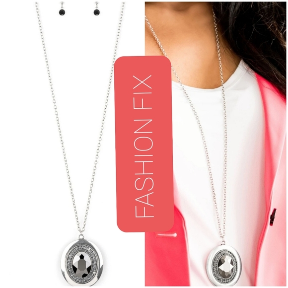 CASTLE COUTURE SILVER NECKLACE/EARRING SET